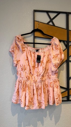 Torrid Pink Floral Short Sleeve Peplum Blouse - product listing photo