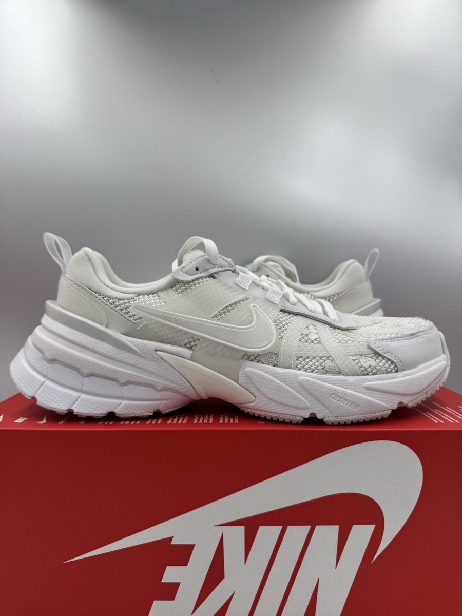 NIKE W V2K RUN SUMMIT WHITE ホワイト　25cm Nike V2K Run White Summit White BRAND NEW Size 10 Women | eBay