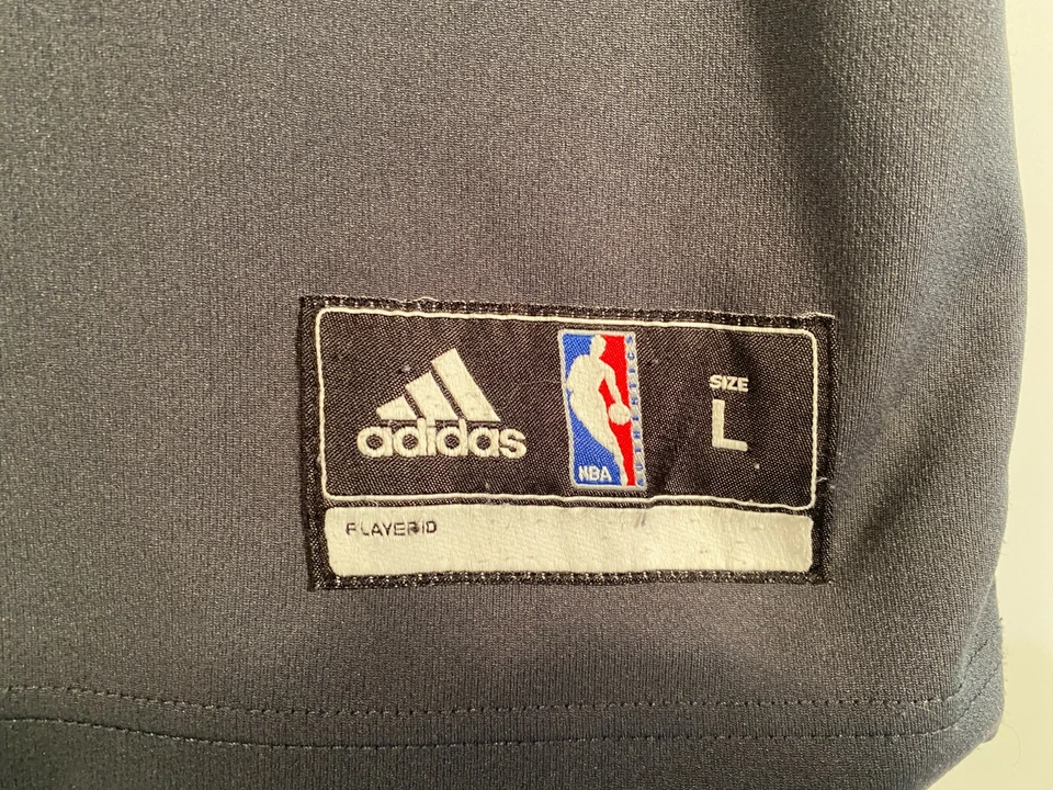 Adidas NBA Atlanta Hawks Dwight Howard Jersey Men Size L - Image 4 of 4