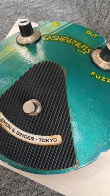 LEMON & GINGER CASHEWNUTS FUZZ Effects Pedal | eBay LEMON & GINGER CASHEWNUTS FUZZ Effects Pedal | eBay