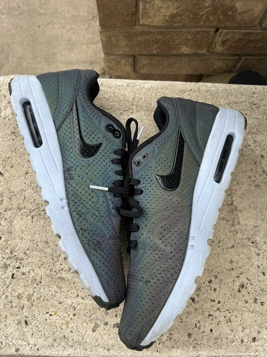 Nike Air Max 1 Ultra Size 11.5 Moire Iridescent 2015 In Excellent Condition