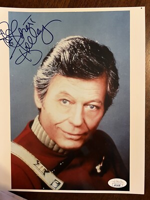 DEFOREST KELLEY HAND SIGNED IN PERSON AUTOGRAPHED DR MCOY STAR