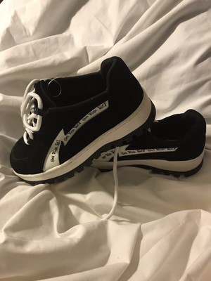 on your feet by chinese laundry