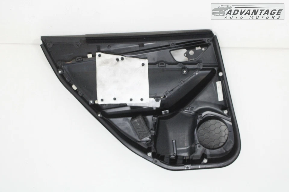 2018-2023 SUBARU CROSSTREK TRASERO DERECHO INTERIOR PUERTA PANEL CUBIERTA MOLDURA OEM Foto 2 de 4