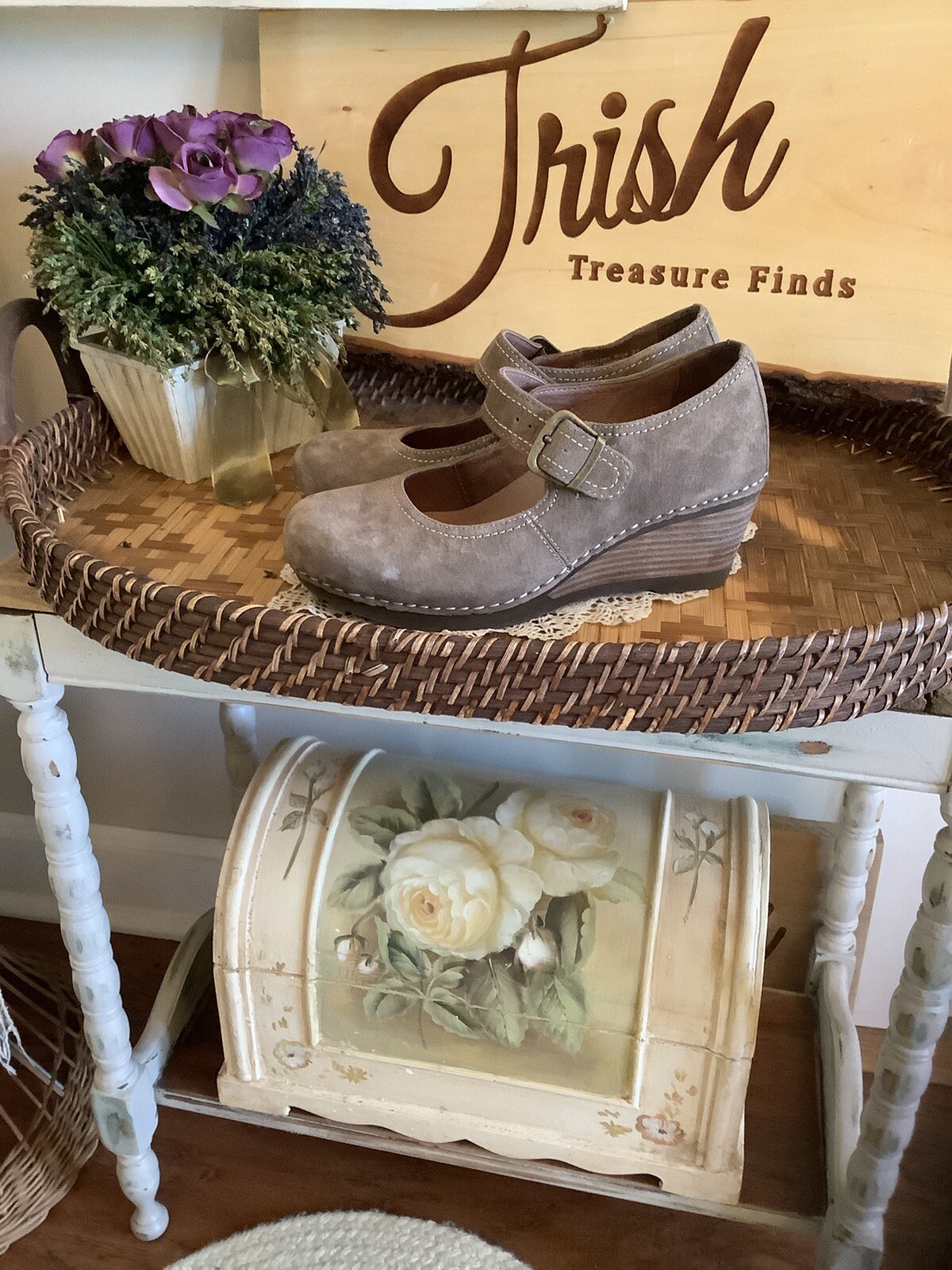 dansko women's sandra wedge pump