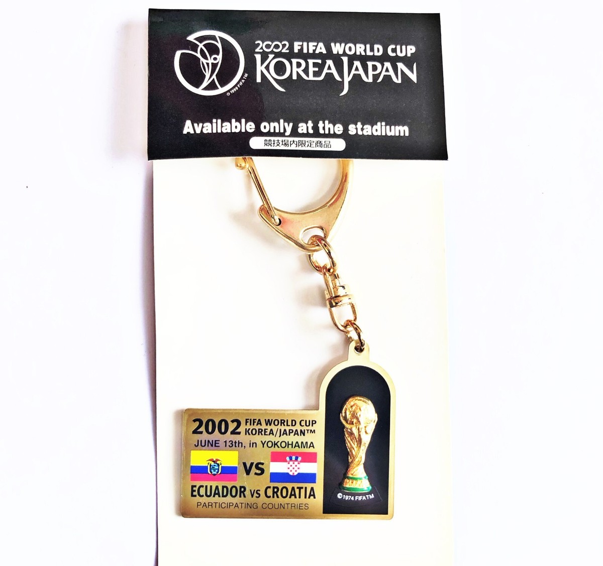 2002 FIFA WORLD CUP Soccer Trophy Korea Japan Keychain Emblem