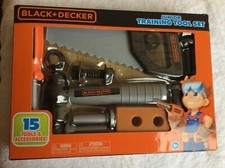 BLACK  DECKER JUNIOR TRAINING TOOL SET
