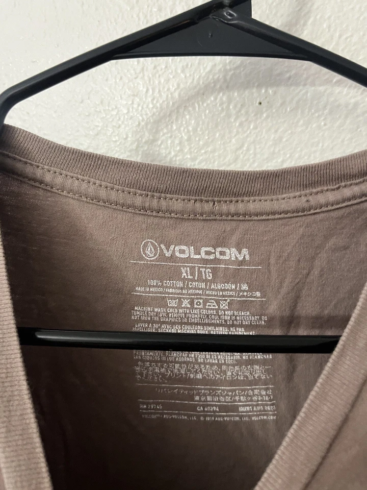 Volcom Short Sleeve T Shirt Men' XL Graphic Brown Sleeve Logo Crew Neck - Image 2 of 4