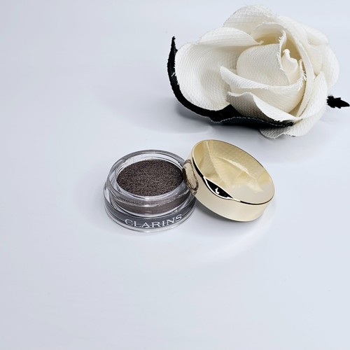 CLARINS 05 SPARKLE GREY Cream to Powder Matte Eyeshadow Long Lasting