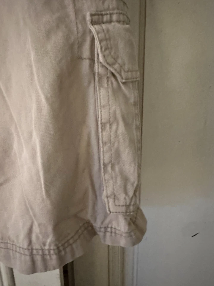 Arizona Cargo Shorts Khaki Boys Size 18 Regular Adj. waist Y2K - Image 3 of 4