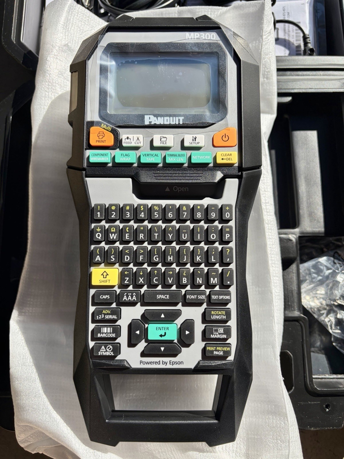 Panduit MP300 Label Maker with Case and Accessories