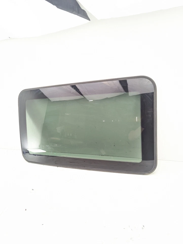 2007 BMW 335xi 335i 328i 328xi E90 Sedan Sun Roof Glass Panel - Image 4 of 4