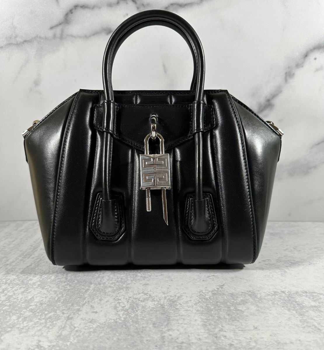 ハンドバッグ GIVENCHY ANTIGONA LOCK BAG Givenchy Antigona Lock Bag | eBay