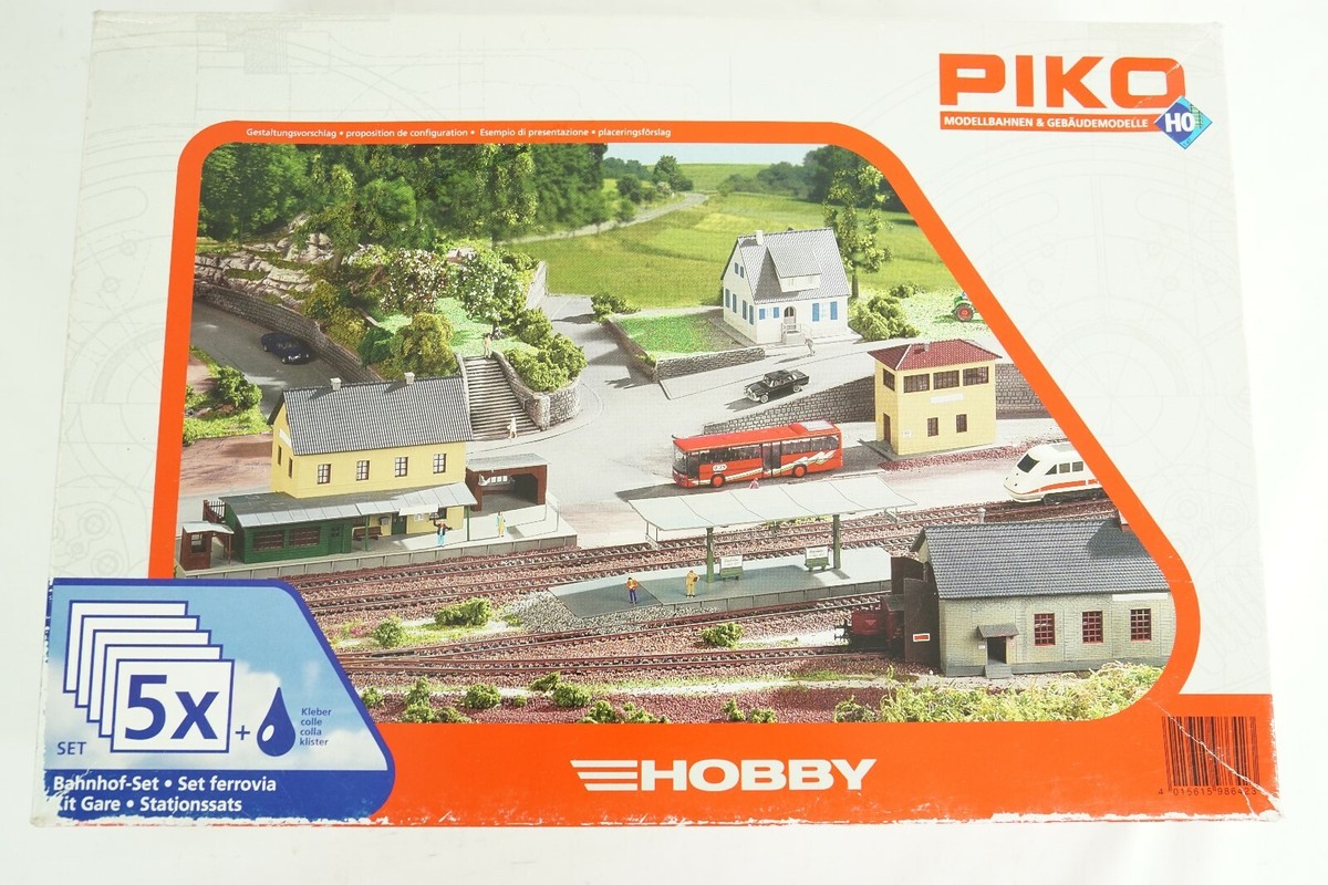 Piko HO Scale 5x Building Kit Set Passenger Station Engine House