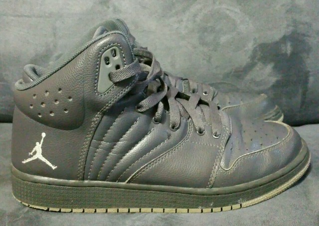 Nike Jordan 1 Flight 4 Prem BG Youth Size 6y Gray Basketball Shoes 828237-013  for sale online | eBay