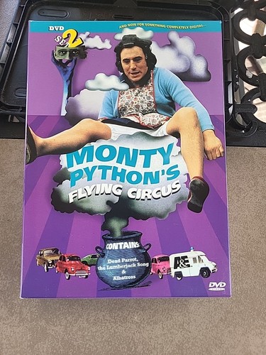 MONTY PYTHON'S FLYING CIRCUS ~ Vol 1+2 ~ 2 Disc Box Sets ~ DVD - Picture 8 of 13