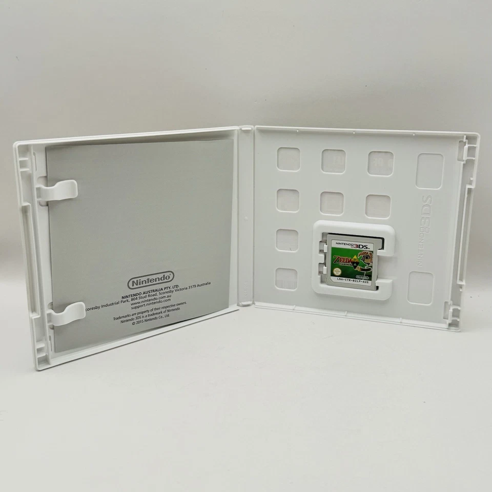 Nintendo 3DS Legend of Zelda A Link Between Worlds AUS PAL Tested Game No Manual - Image 4 of 4