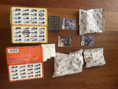 Transformers Blokees Assortment: Scourge+SG Bumblebee+ 3 Blokees Wheels+ RARE
