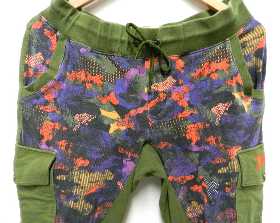 Pantalones de punto recortados Zumba Camuflados Bolsillos Camuflados Oliva Atletismo Talla Mediana Md M Foto 3 de 4