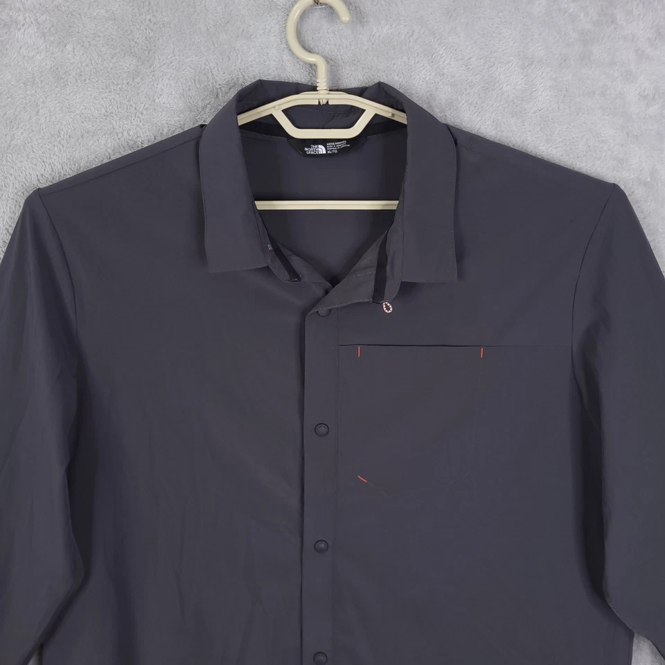 Camisa de rendimiento The North Face North Dome para hombre XL carbón botón a presión frontal Foto 3 de 4
