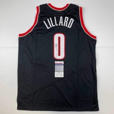 Surprise Damian Lillard RCs Found In 2013-14 Panini Prizm Basketball 6