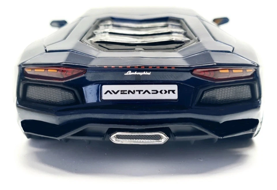 Special High Ends LAMBORGHINI AVENTADOR LP 7OO 91023 1:24 Mr Collections Diecast - Image 3 of 4
