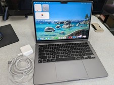 Apple MacBook Air 13" 2024 Space Gray M3 4.05 GHz, 512 GB SSD, 8 GB RAM