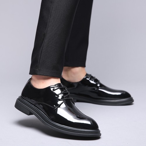 black shiny work shoes