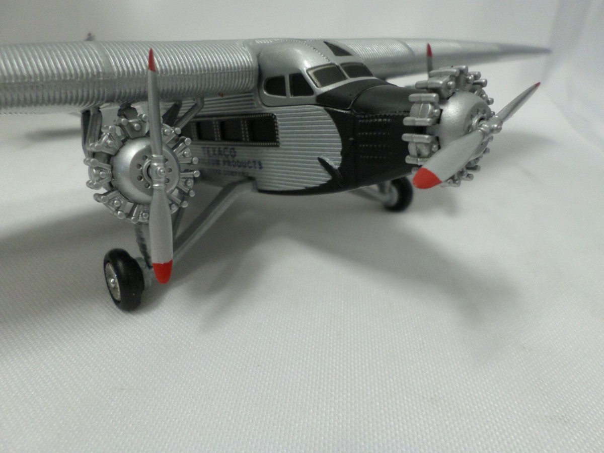 NEW Ertl Wings of Texaco 1927 Ford Tri-Motored Monoplane NEW Ertl Wings of Texaco 1927 Ford Tri-Motored Monoplane