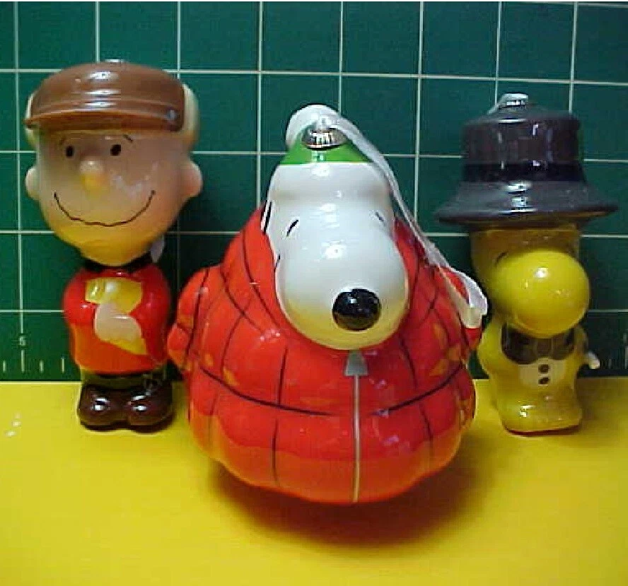 Hallmark Keepsakes Peanuts Ornament - Thumbnail 2