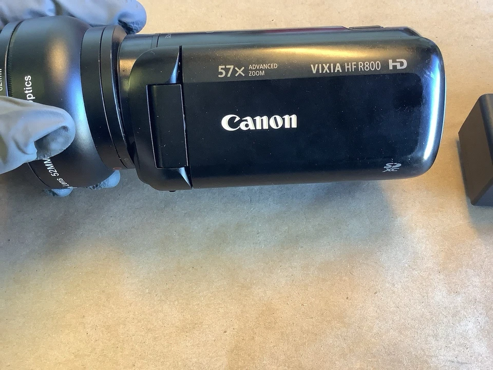 Canon HF R800 Vixia Camcorder And Charger  Black Working Read - Image 3 of 4