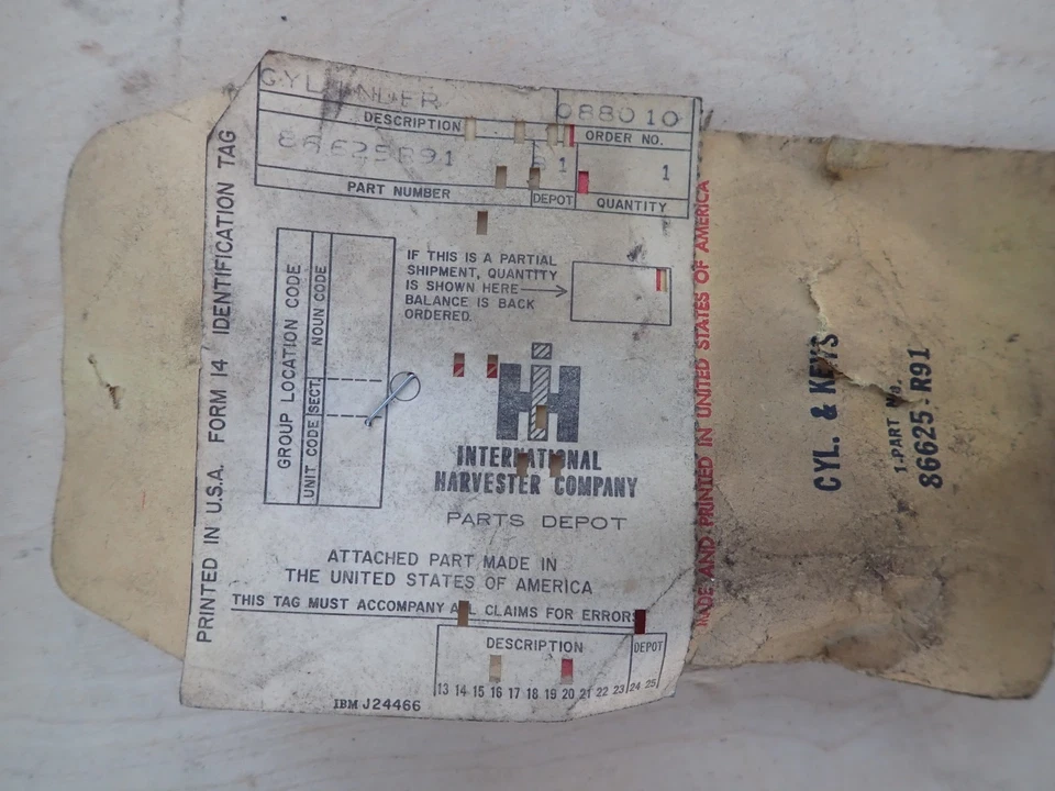 Cerradura y llave de manija de puerta levadiza International Scout 1961-1971 IH 866258R91 como nueva de lote Foto 3 de 3