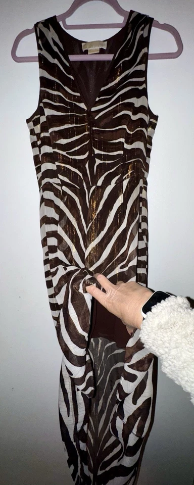 Maxi Vestido Michael Kors Sin Mangas Marrón Estampado Cebra 4P Foto 3 de 4