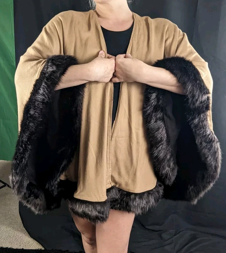 Poncho de piel sintética Dennis Basso vintage capa suave marrón y blanco chal para mujer OSFA Foto 3 de 4