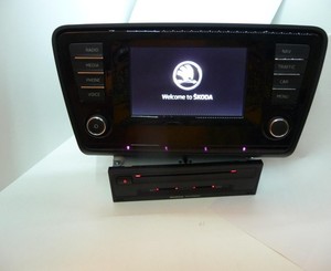 Магнитола amundsen skoda