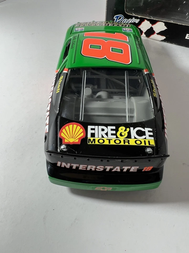 Bobby Labonte-1991 Revell 1:24 #18 baterias interestaduais Chevrolet Monte CarloD6 - Imagem 4 de 4
