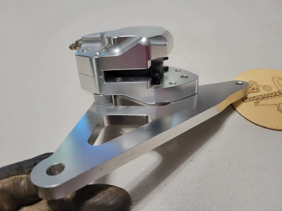 NUEVA PINZA DE FRENO DELANTERA GMA-200E para 74-77 Harley Davidson Sportster Super Glide Foto 4 de 4