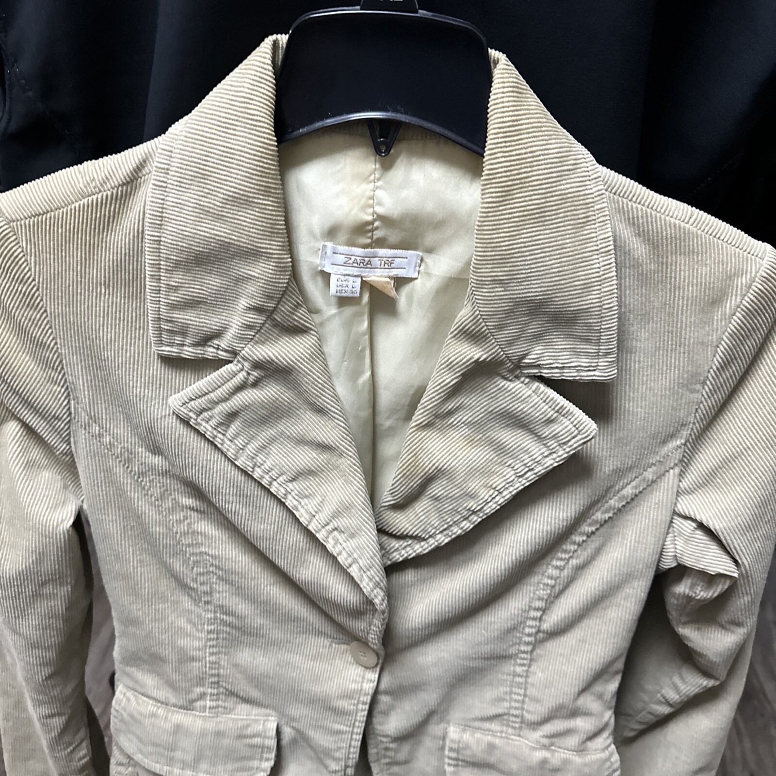 Zara Basic  Beige Corduroy Jacket size Large - image 6