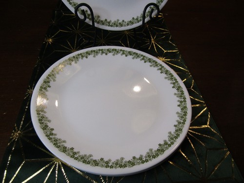 (6) Six CORELLE SPRING BLOSSOM GREEN FLORAL CRAZY DAISY 10¼" Inch DINNER PLATES - Picture 2 of 2