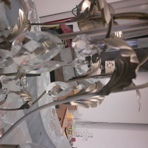 Awesome chandelier features of leaves and crystal coupled with bronze colour. - Picture 2 of 3