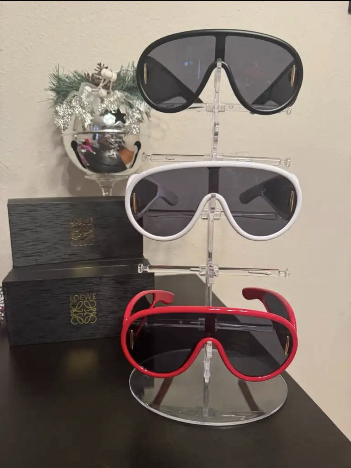 Stylish UV-Protective Sunglasses for Men & Women-image