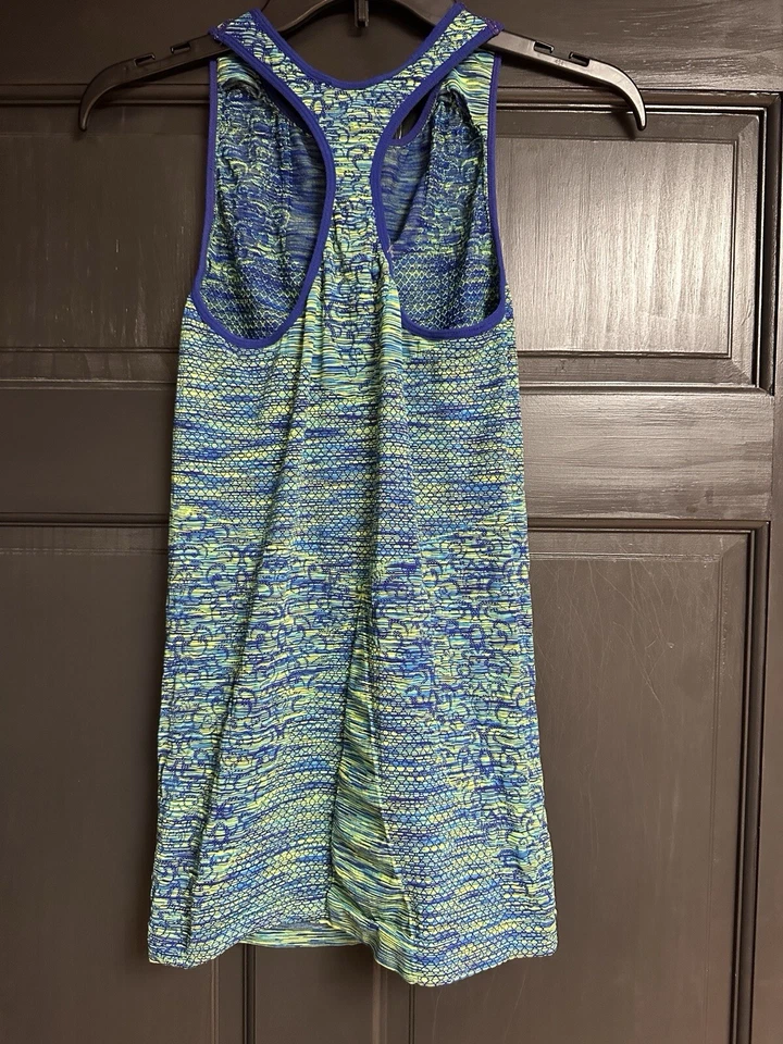 Camiseta sin mangas de compresión Climawear Active Wear espalda deportiva para mujer talla mediana Foto 2 de 4