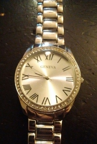 Vintage Omega Genève Ladies Watch - All Original - Stainless Steel - Running