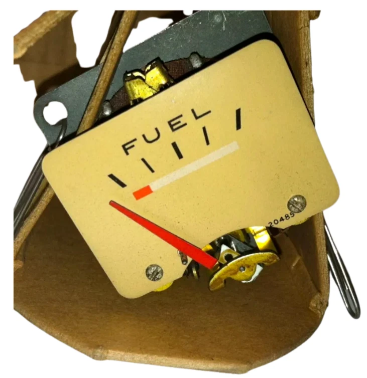 Chrysler 1941 panel de instrumentos de 6 cilindros tablero indicador de combustible 935590 nuevo de lote original Foto 2 de 4