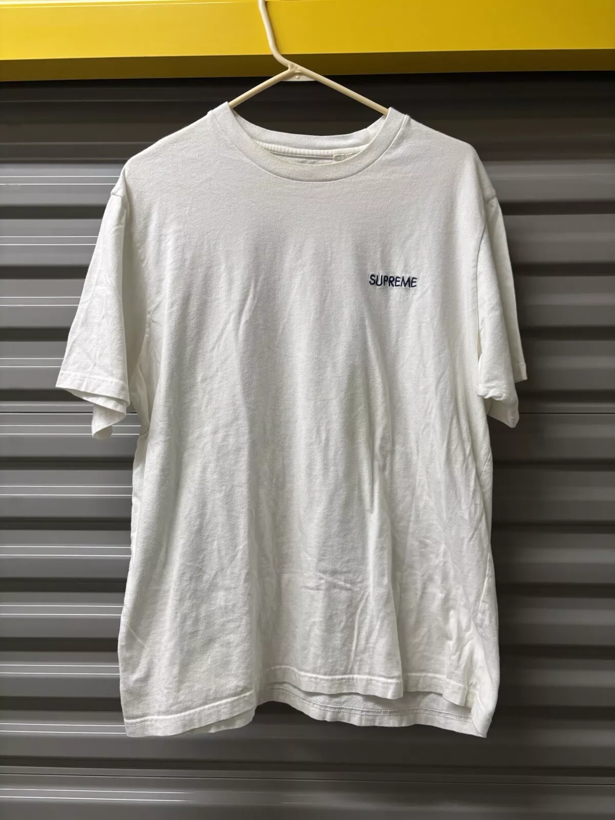 Tee shirt Supreme manches courtes logo brodé taille L rare