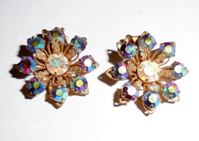 VINTAGE ART DECO EARRINGS VICTORIAN CARNIVAL STONES DESIGN