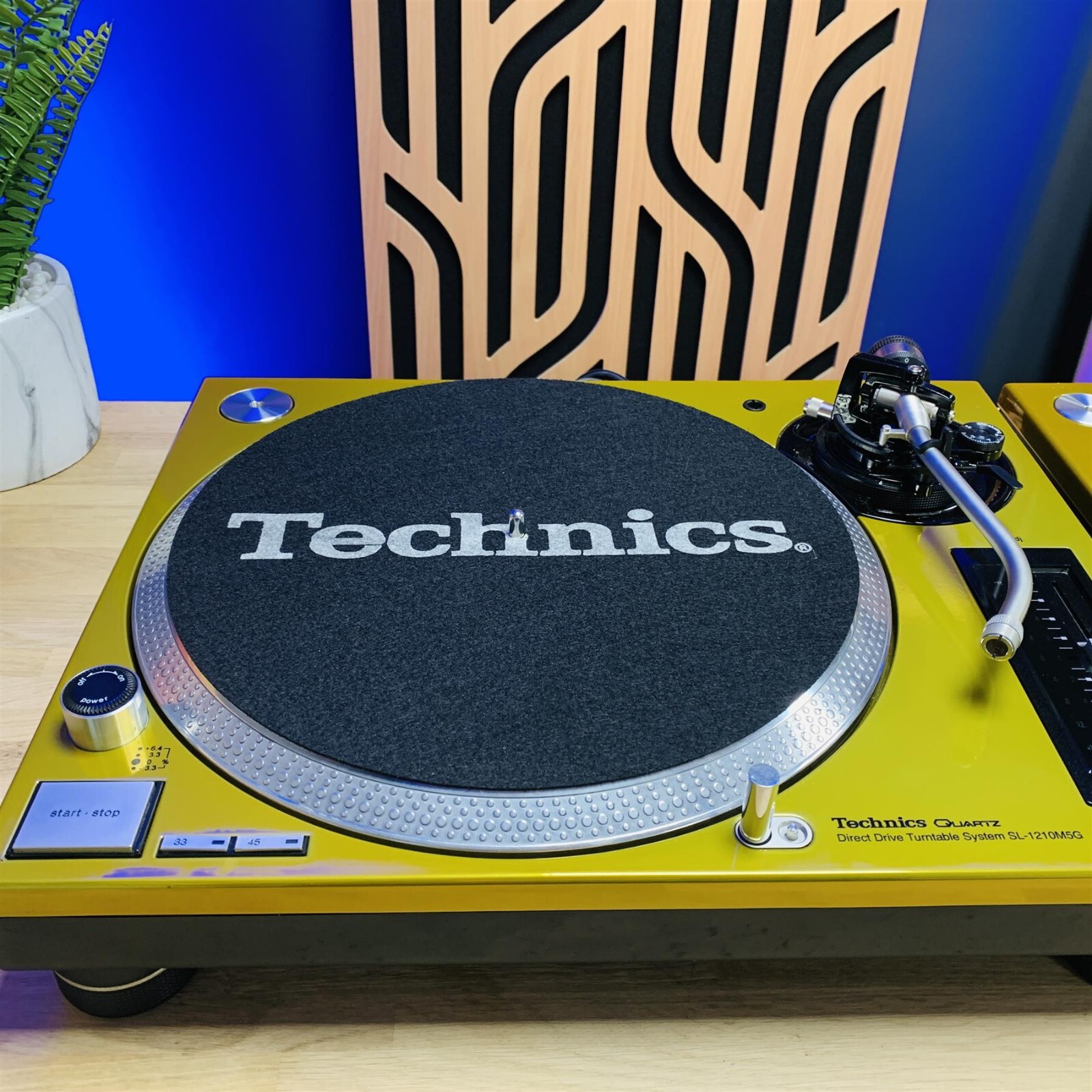 Technics SL1210 M5G Direct Drive Custom DJ Turntables (Pair) inc Warranty eBay