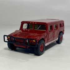 Hot Wheels A.M. General Hummer 1:64 Diecast Diorama Model SUV Burgundy H1 Wagon