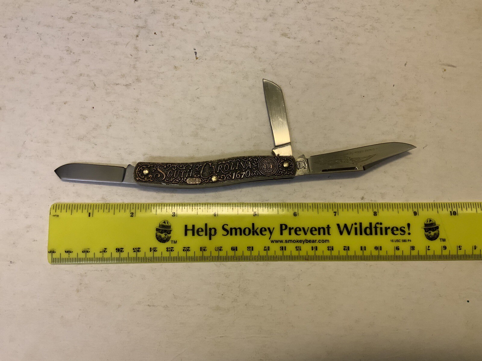 Schrade 13 Colonies USA South Carolina Pocket Knife 3 Blade Limited