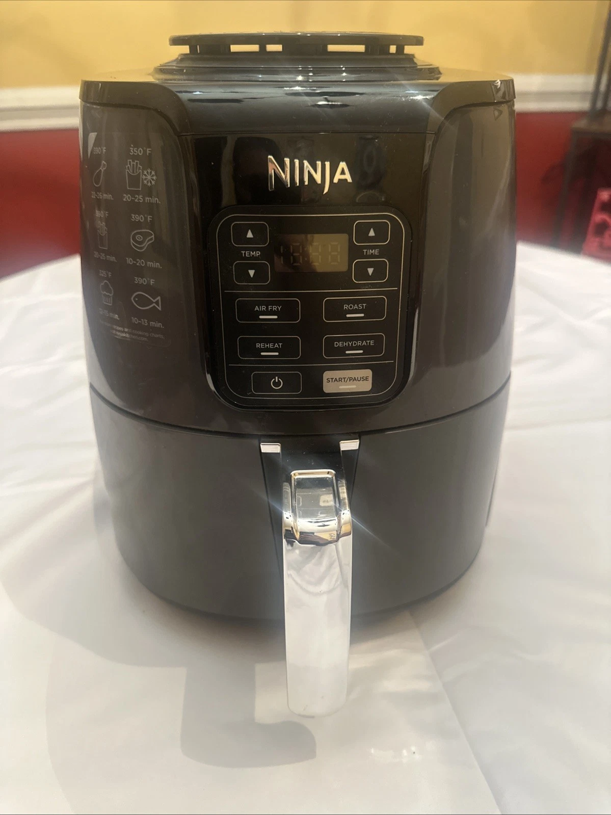 Ninja AF10 Series U7 Air Fryer 4 Quart Capacity, Black
Opens in a new window or tab